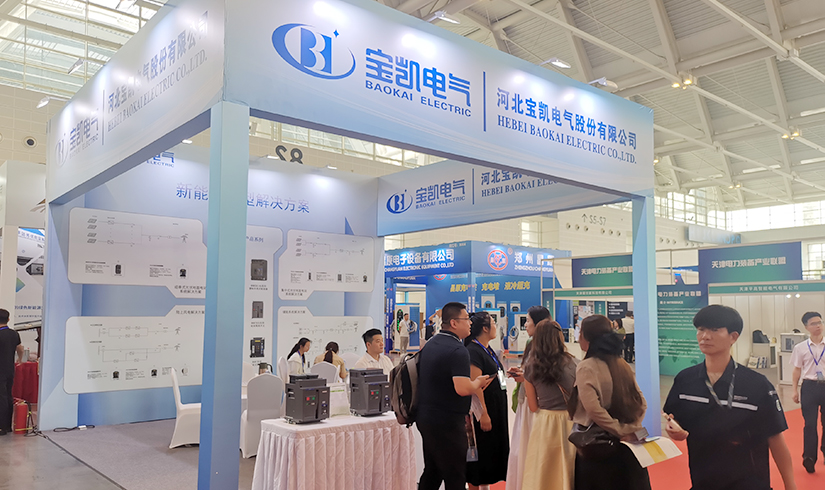 暴击行业天花板！jinnianhui今年会电气硬核技术亮相天津清洁能源展，引央视记者及能源产业巨头现场“挖宝”